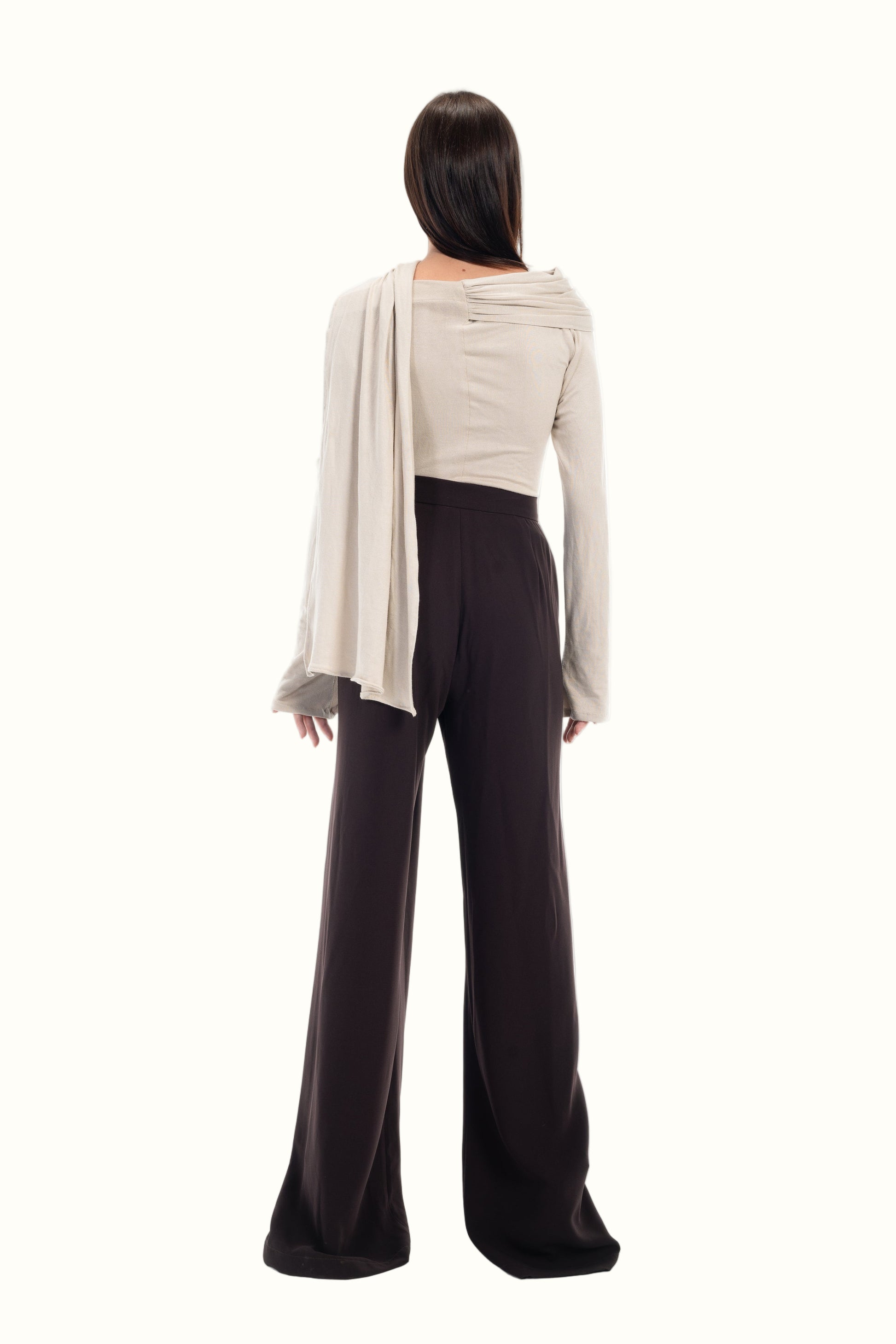 LUCE wide leg pants back view